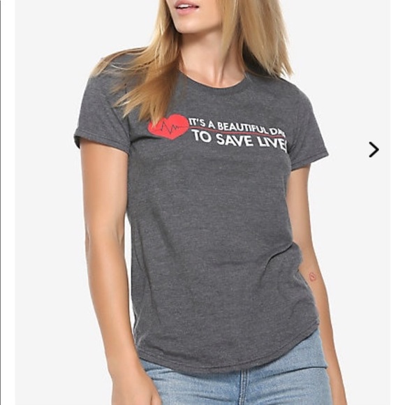 Lunchbox Grey’s Anatomy tee - Picture 1 of 6